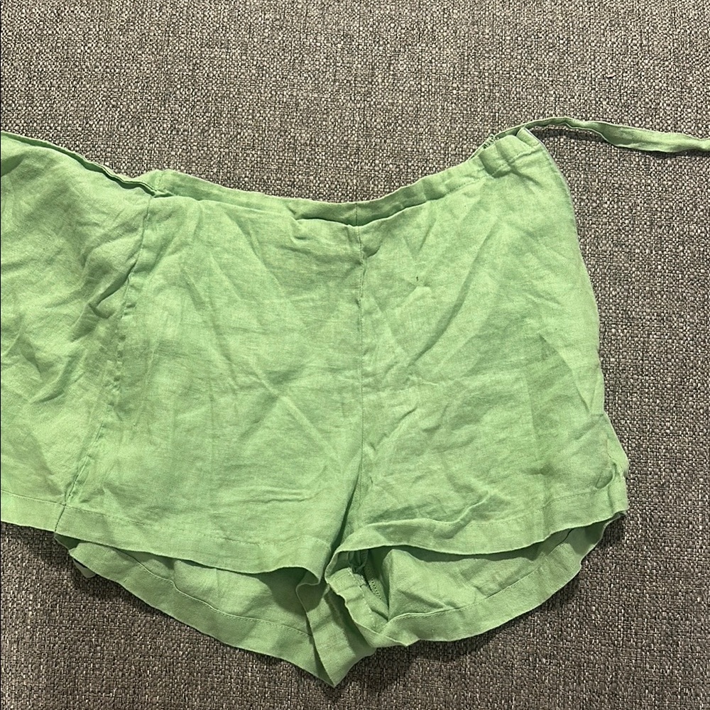 Green Linen Shorts